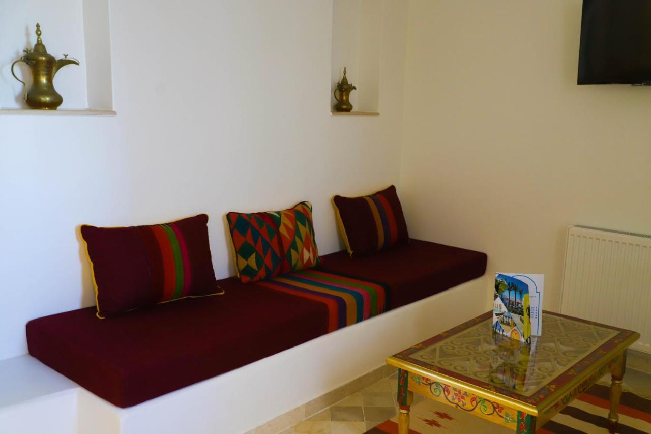 Dar El Jerbi Bed & Breakfast Mezraia Exterior photo